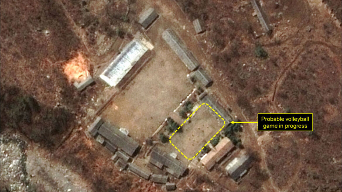 Δορυφορικές φωτογραφίες: Αγώνες βόλεϊ... σε πεδίο πυρηνικών δοκιμών στη Βόρεια Κορέα